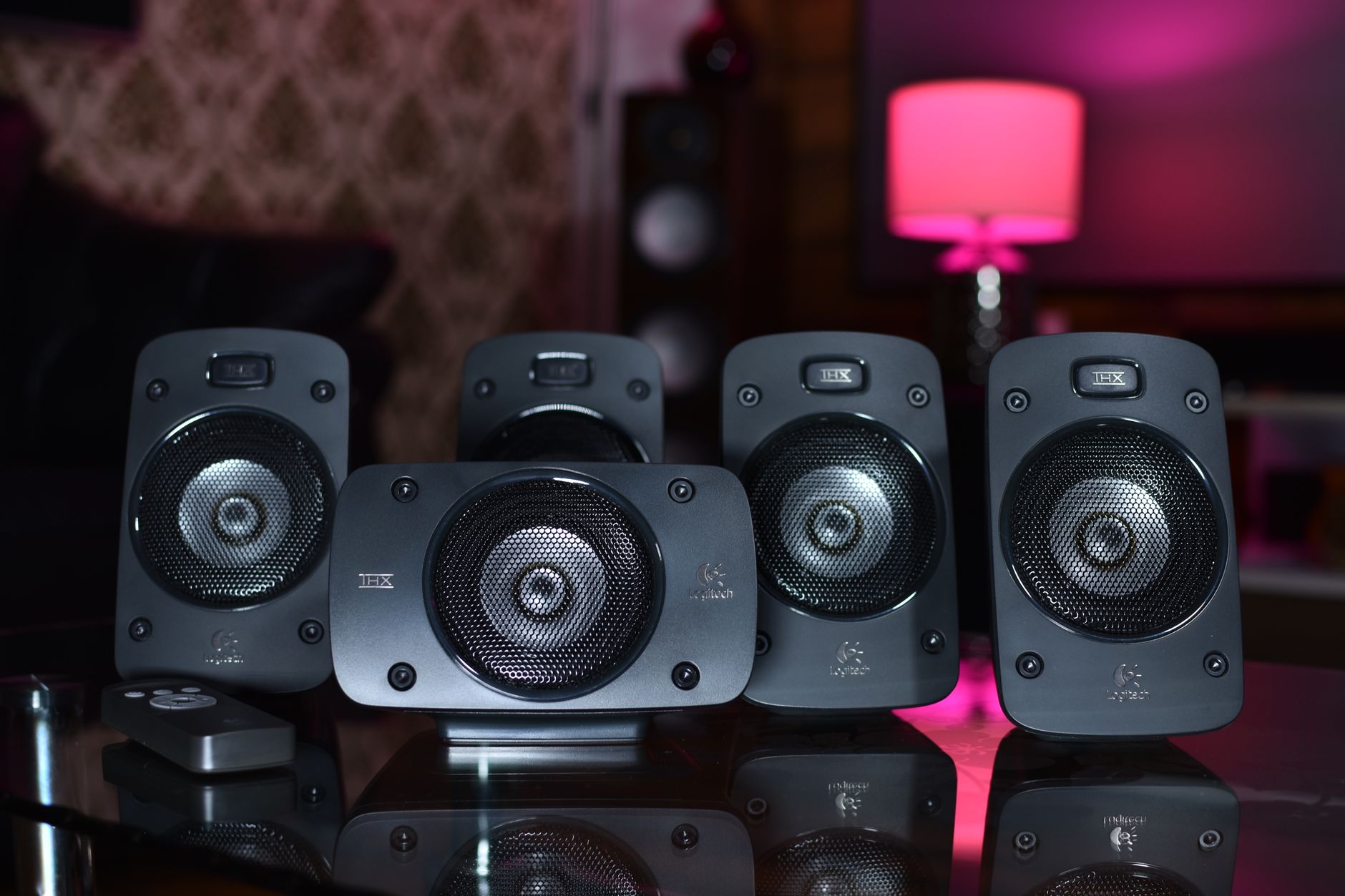 Outdoor AV speakers